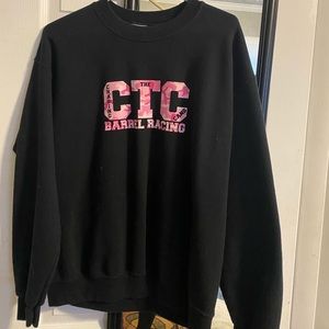 Barrel racing crew neck